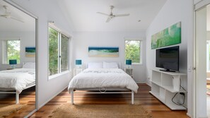 3 bedrooms, iron/ironing board