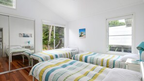 3 bedrooms, iron/ironing board