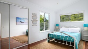 3 bedrooms, iron/ironing board