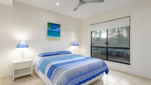 3 bedrooms, iron/ironing board, Internet