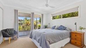 3 bedrooms, iron/ironing board