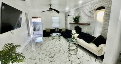 3Bd/2ba House in St. Petersburg nr Parks
