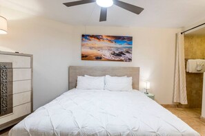 2 bedrooms, iron/ironing board, travel cot, free WiFi