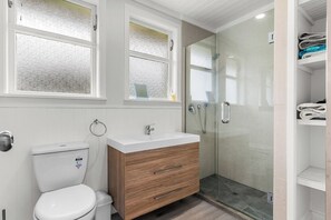 Een douche, een haardroger