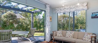 Pine Haven - Matarangi Holiday Home