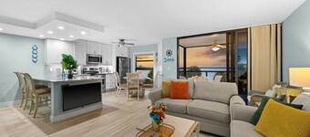 Bayfront Condo with Sunrise Views & Resort Amenities