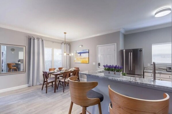 Dining - 4 Bedrooms/ 3 Bathrooms/ Lucaya Village (2-101) (Kissimmee)