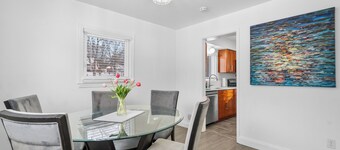 Cozy 2-bedroom house in Rockville