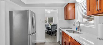 Cozy 2-bedroom house in Rockville