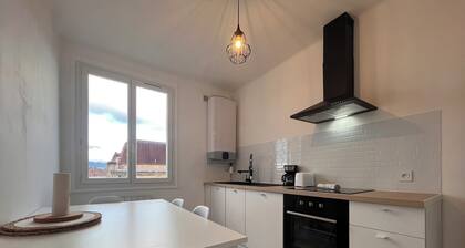 Warm and bright accommodation