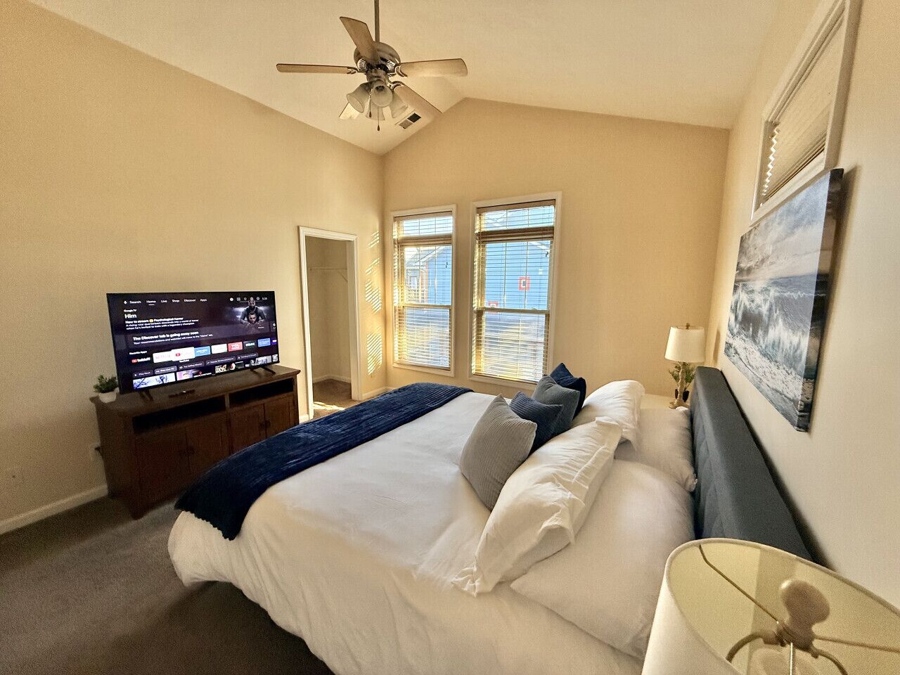 2 bedrooms, desk, iron/ironing board, travel cot