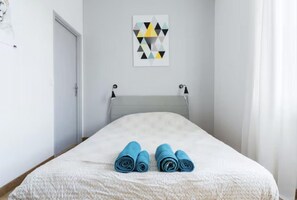 1 bedroom, iron/ironing board, free WiFi, bed sheets