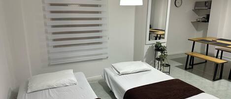 4 Schlafzimmer, Bügeleisen/Bügelbrett, Internetzugang, Bettwäsche