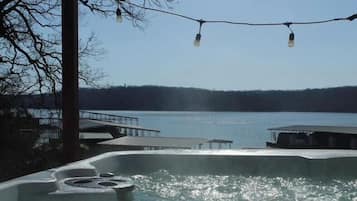 Bañera de hidromasaje exterior