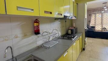 KĂŒhlschrank, Mikrowelle, Wasserkocher