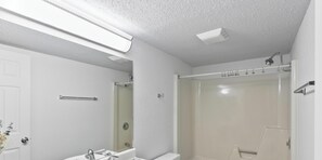 Towels, toilet paper - Lakefront Stay Private Suite TV Dining Table - Unit 1 (Osage Beach)