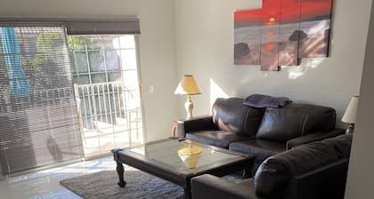 2-bedroom 2-bath Remodeled Condo