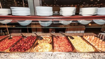 Free daily buffet breakfast