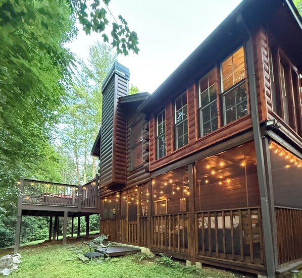 Exterior - Cabin perfectly located for exploring all that Blue Ridge has to offer (Blue Ridge)