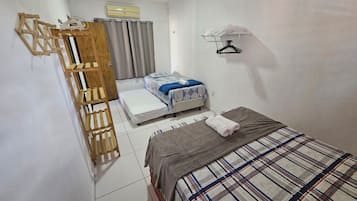 1 quarto, ferros/tábuas de passar roupa, Wi-Fi, roupa de cama