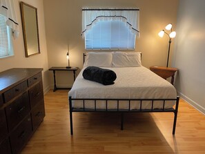 3 Schlafzimmer, Bügeleisen/Bügelbrett, kostenloses WLAN, Bettwäsche