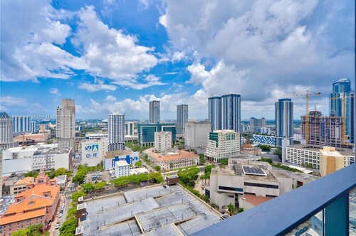 Miami Downtown Vacation Suites