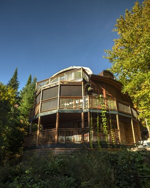 Exterior - Maison du luthier - 2 km from Val-David village, in the middle of the forest! Ideal for families (Val-David)