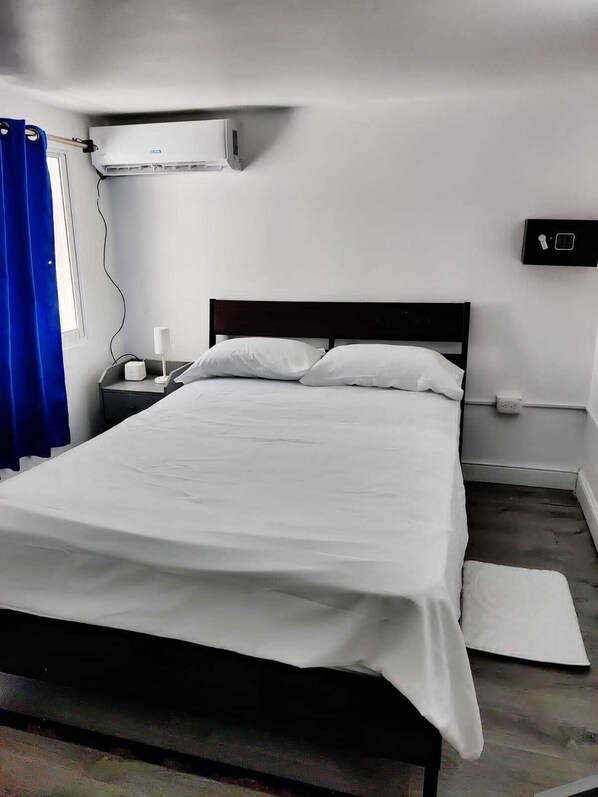 1 bedroom, WiFi, bed sheets
