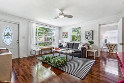 Charming 2-bdrm house IN Delray Beach-walk to Atlantice Ave and beach