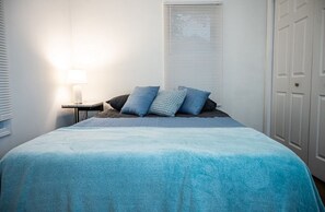 3 slaapkamers, een bureau, een strijkplank/strijkijzer, gratis wifi