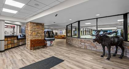 New Listing! Lovely 2BD/2BA Winter Park Condo