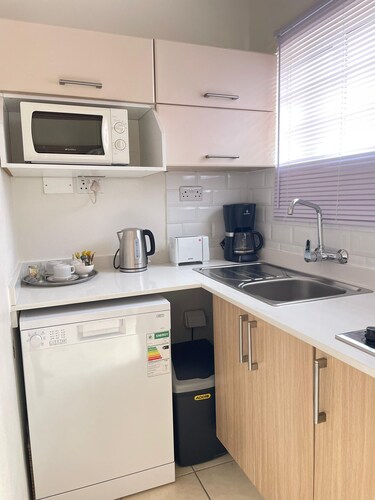 Charming 1-bedroom apartment in Peaceful Gaborone North