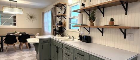 Microwave, oven, stovetop, coffee/tea maker