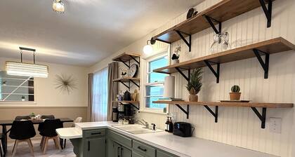 Spacious 3-bedroom house in lovely Springfield with two living rooms