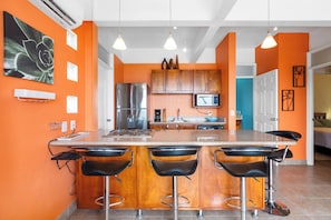 Breakfast area