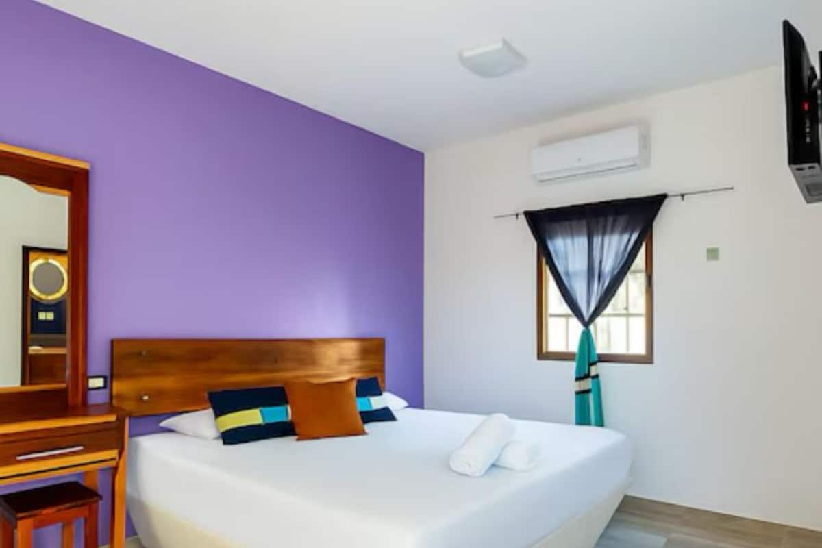 Junior Single Room, 1 Bedroom, Garden View