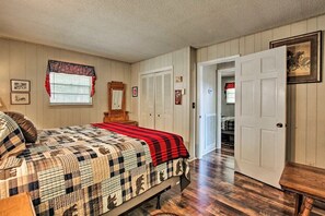 4 bedrooms, internet, bed sheets