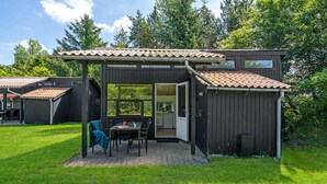 Exterior - 1 bedroom nice home in Hampen (Hampen)