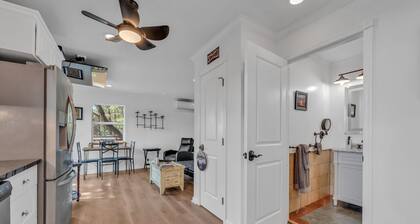 Hideaway, Luxury Homestead