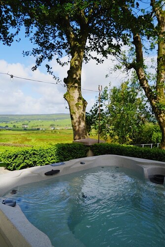 Stunning Georgian country retreat with countryside views of the Braid Valley