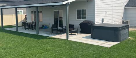 تناول الطعام بالخارج