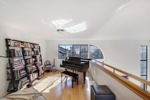 Interior - Luxury 5-bedroom house with AC in Marina del Rey (Marina del Rey)
