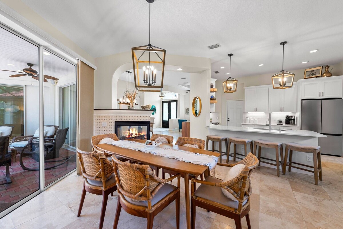 Photo 31 of Dreamy Destin Stay: Golf Cart + Resort Amenities