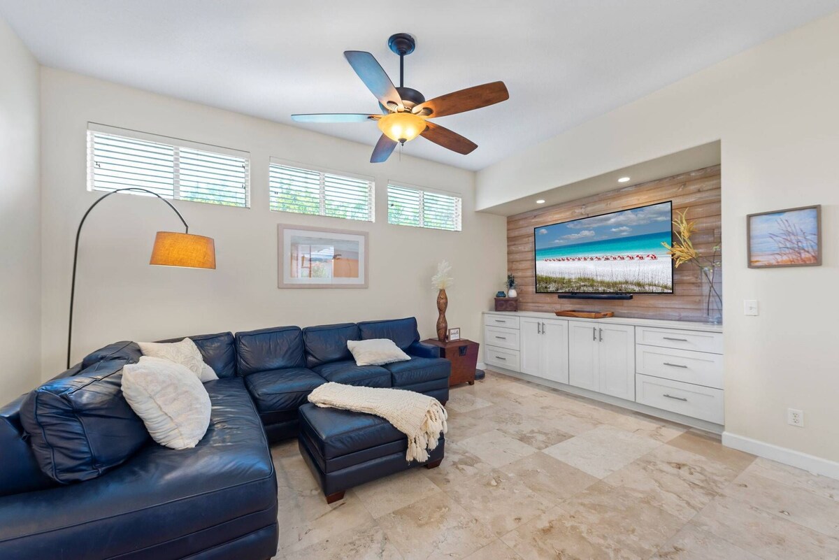 Photo 30 of Dreamy Destin Stay: Golf Cart + Resort Amenities