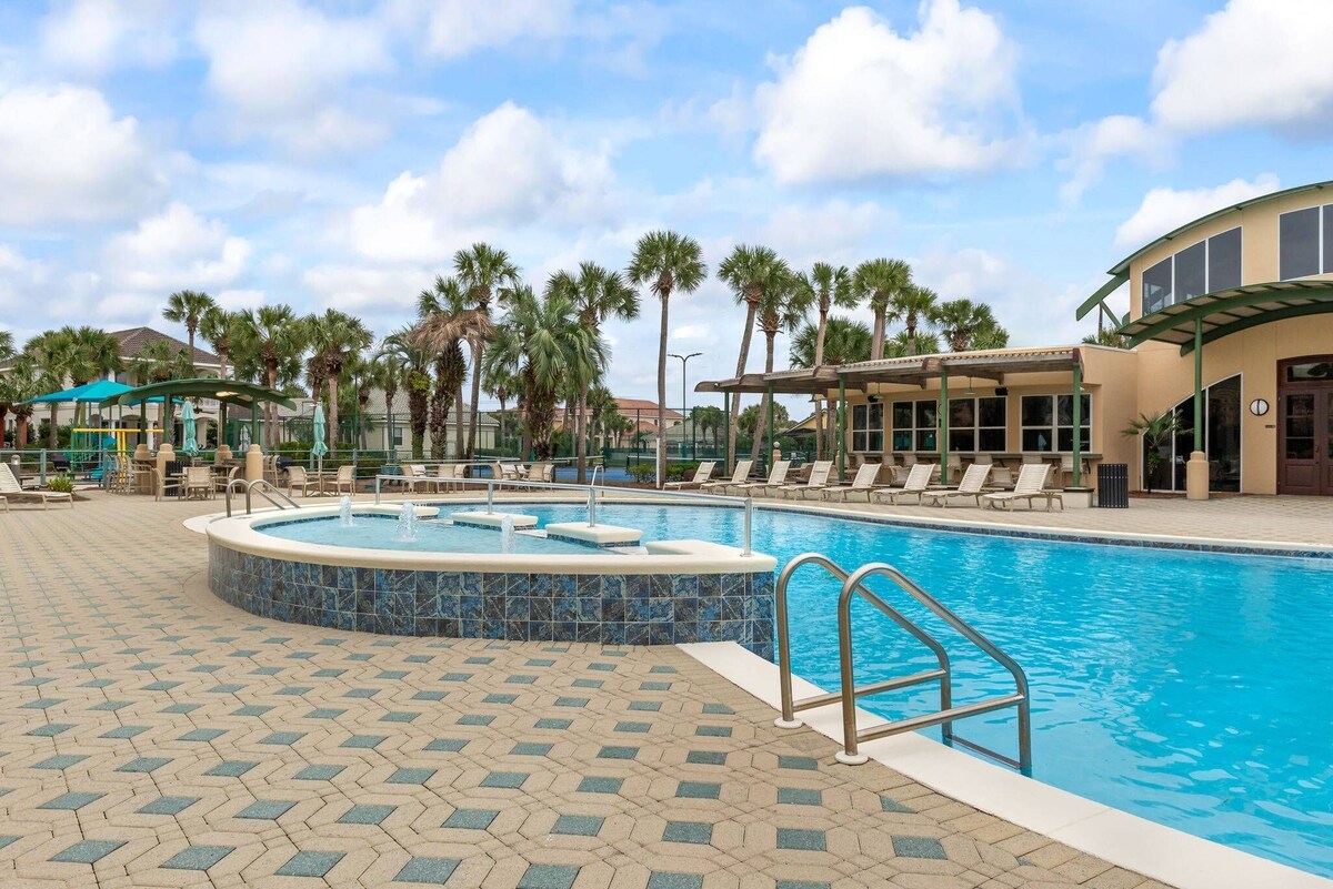 Photo 43 of Dreamy Destin Stay: Golf Cart + Resort Amenities
