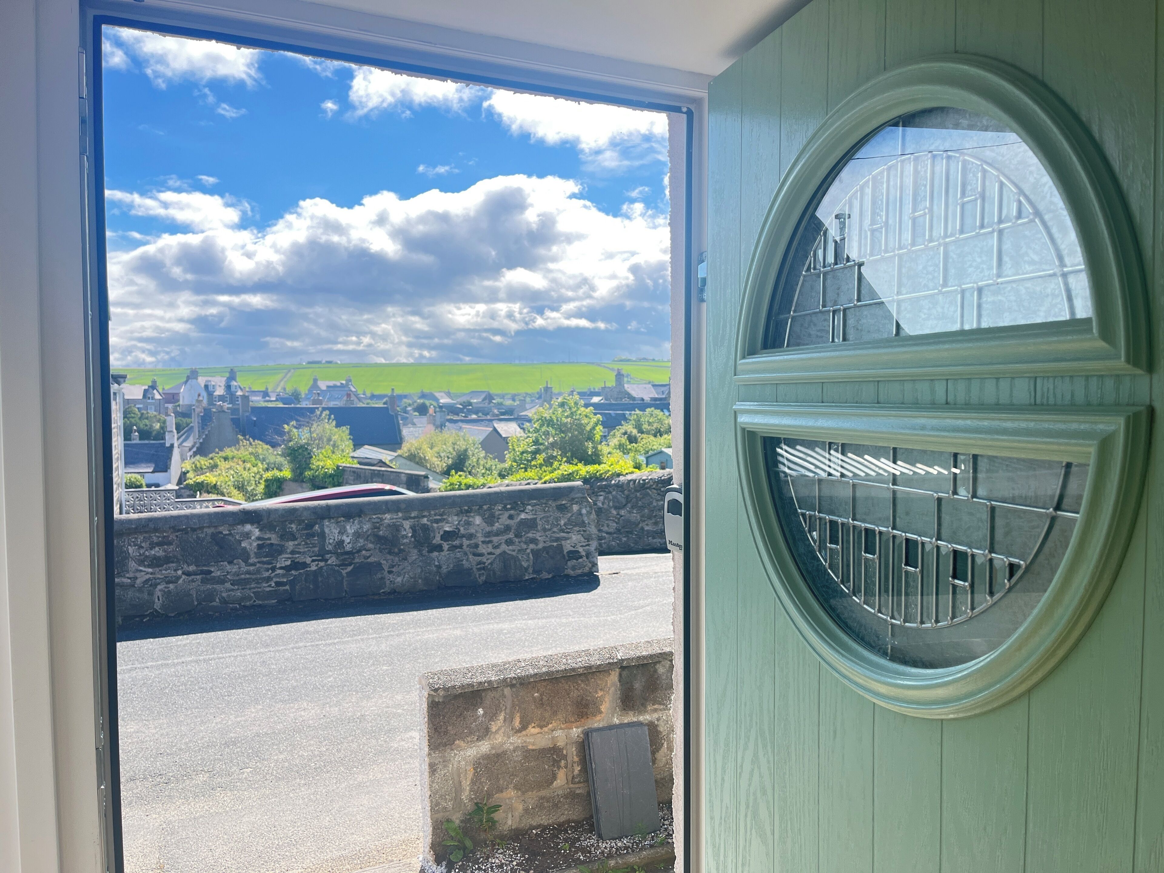 المنشأة من الداخل