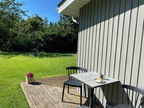 Outdoor dining - Magical holiday for kids and adults (Farsø)
