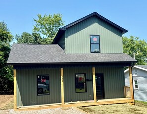 Exterior -  New  3-bedroom house  in Hopkinsville, walking distance from Jennie Stuart (Hopkinsville)