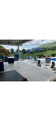 Tweety’s Place: Private Pool + ATV Trails + Near Norris Lake + Mountain View’s