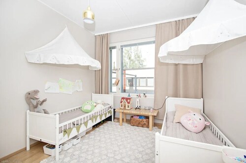 Modern 2BR Home with Sauna